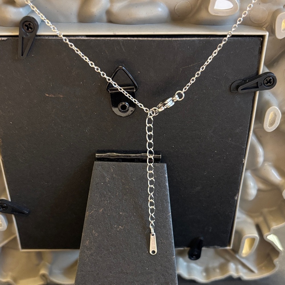 💕5/25💕Silver and StonePendant Necklace 8” w/ Extender - Picture 2 of 2